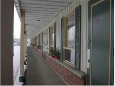Auberge - Motel Le Pigeonnier Farnham Экстерьер фото